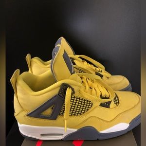 2021 Air Jordan 4 Retro 'Lightning' 2021